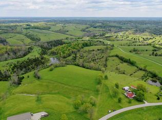 Peach Grove Rd, California, KY 41007