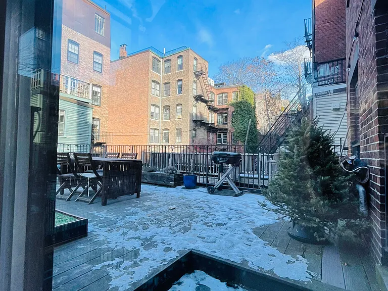 105 Pinckney St #4 — Photo 10