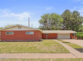 2270 Rosedale Dr, Las Cruces, NM 88005