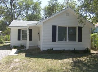 2211 W Irving St, Wichita, KS 67213