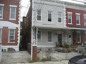 1st image of 1067 E 92nd St