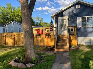 1112 S 32nd St, Lincoln, NE 68510