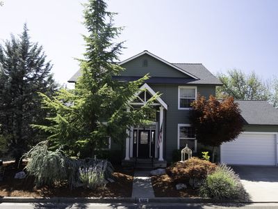 556 N View Dr, Winchester, OR, 97495