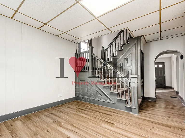 158 Dakota Ave — Photo 21