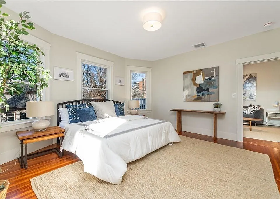 71 Adams St #1