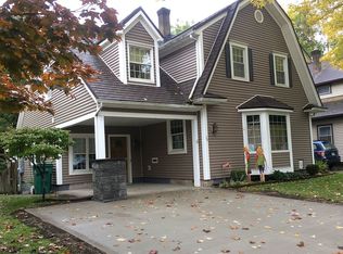 24 Beach Ter, Rochester, NY 14617