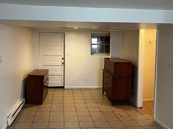 4th image of 4023 W Wellington Ave #Basement