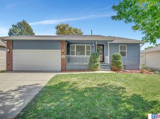 6110 NW 11th St, Lincoln, NE 68521