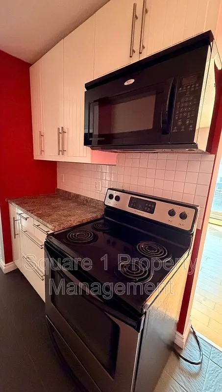 1 bed, 1.0 bath, $1,399 — Photo 3