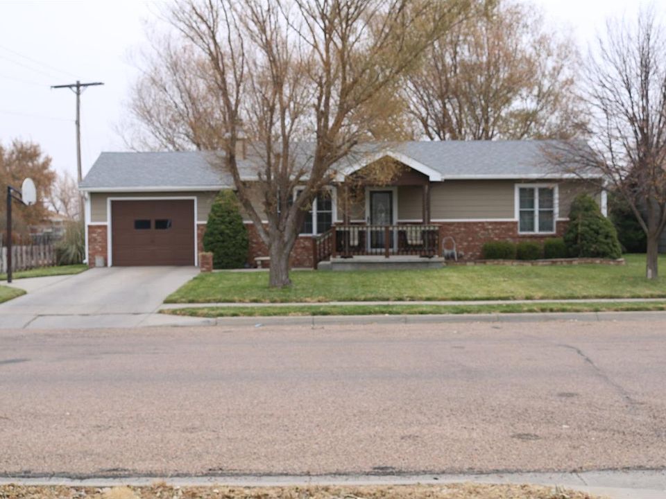 2nd image of 2222 Mohawk Dr
