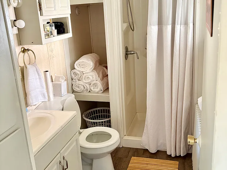 10 Nichols St #1 — Photo 5