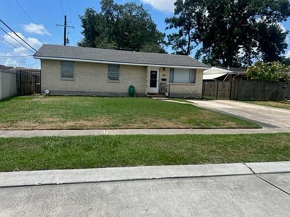 2nd image of 8808 Fulton St