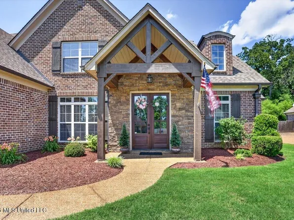 4464 Bakersfield Dr, Nesbit, MS 38651