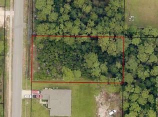 2302 Avenida De Sol, Navarre, FL 32566