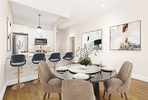 2nd image of 110 Greenwich St #9H