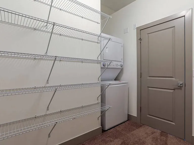 Parkview Apartments — Photo 28