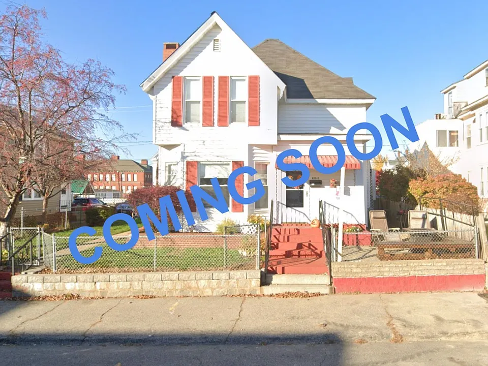 636 Summer St #3