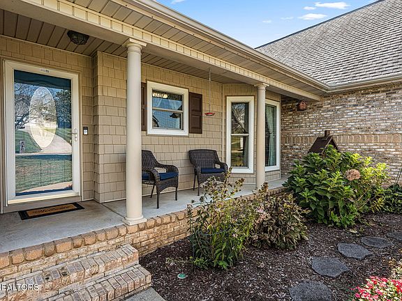 2nd image of 2841 Misty Ridge Dr
