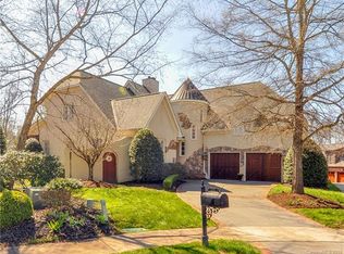 3610 Hennessy Pl, Charlotte, NC 28210