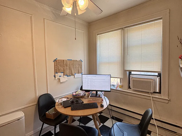 748 W Webster Ave #203 — Photo 12