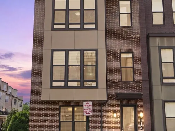 14339 Beckett Glen Cir, Chantilly, VA 20151