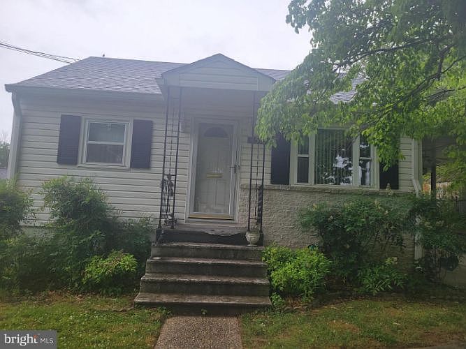 1st image of 4513 Furman Rd