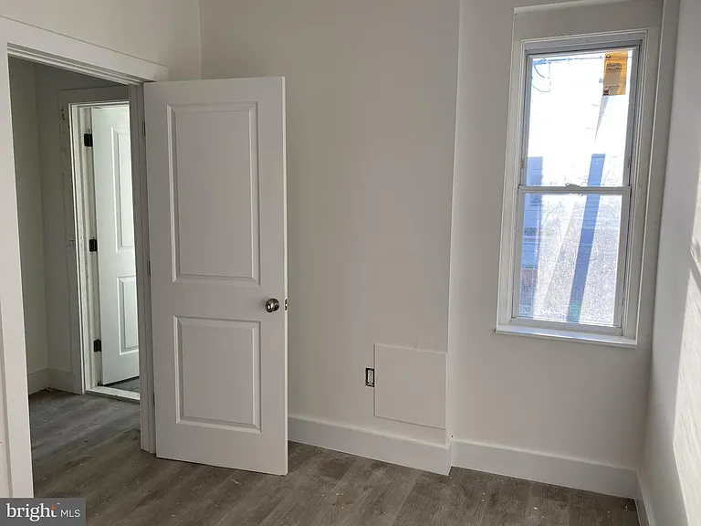 3133 Weikel St — Photo 12