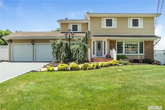 1st image of 72 Grissom Way