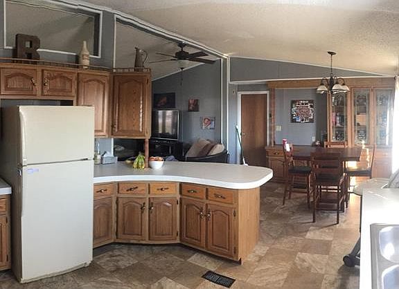 2nd image of 410 N Nemora Ave