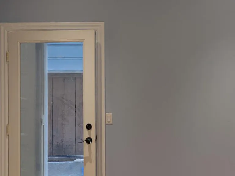 2086 Pine St — Photo 16