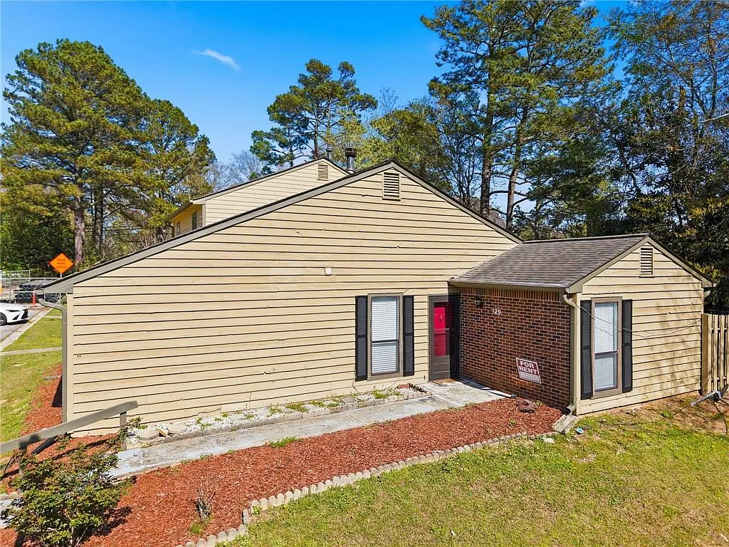 Building Photo - 129 Sandalwood Cir