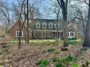 37W305 Crane Rd, Saint Charles, IL 60175
