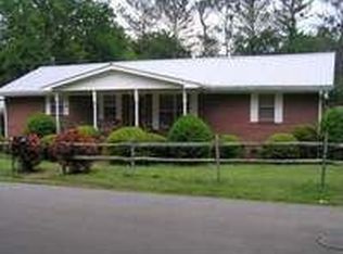 19 Love St, Cave Spring, GA 30124