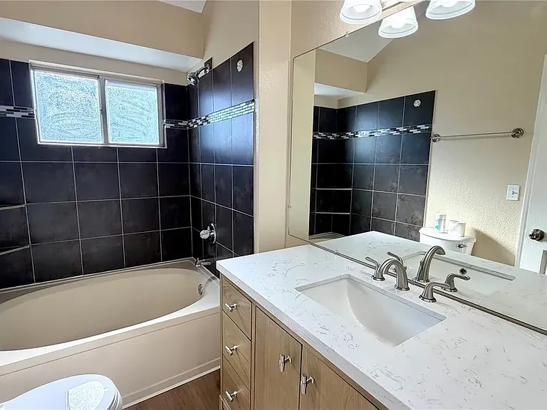 1360 W 134th Pl — Photo 9