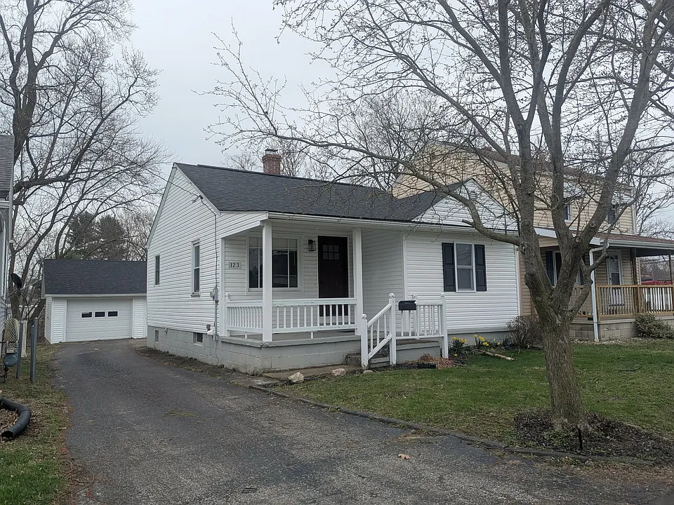 123 Lincoln Ave