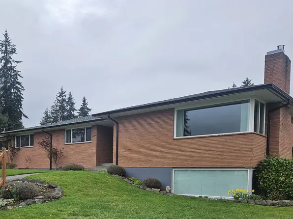 1404 S Cherry St, Port Angeles, WA 98362