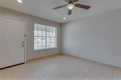1722 Fitzgerald Court Arlington, TX 76012 — Photo 3