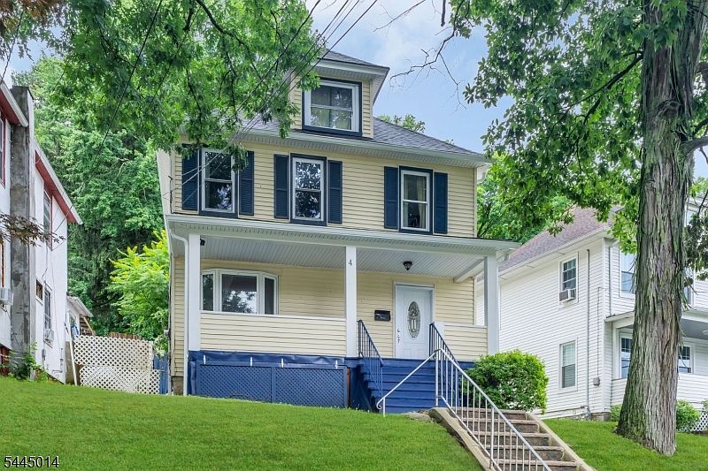 1st image of 4 Park Heights Ave