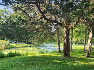 40 Cove View Ln APT B9, Rhinebeck, NY 12572