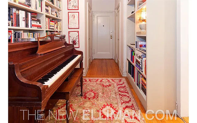 Sold by Douglas Elliman | media 32