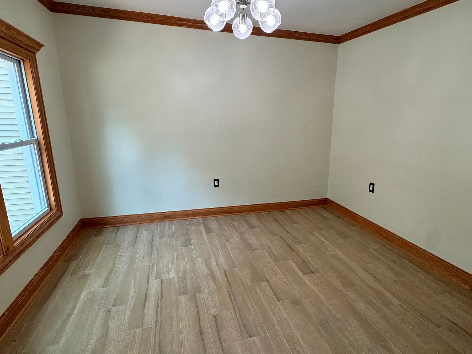 2 bed, 900 sqft, $1,550 — Photo 2