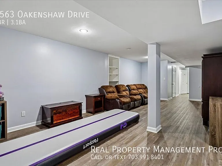 9563 Oakenshaw Dr — Photo 28