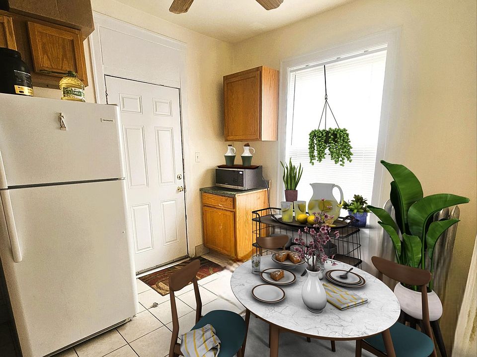 1st image of 7460 N Ashland Ave APT 3