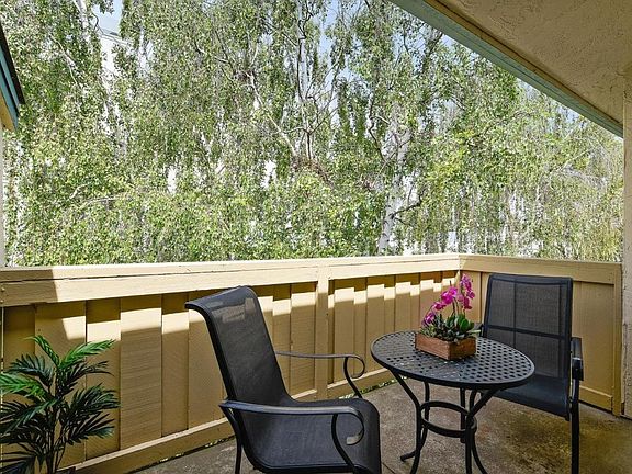 5th image of 853 Woodside Way APT 233