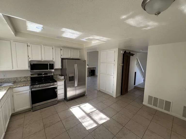 1772 Corta Cresta — Photo 13