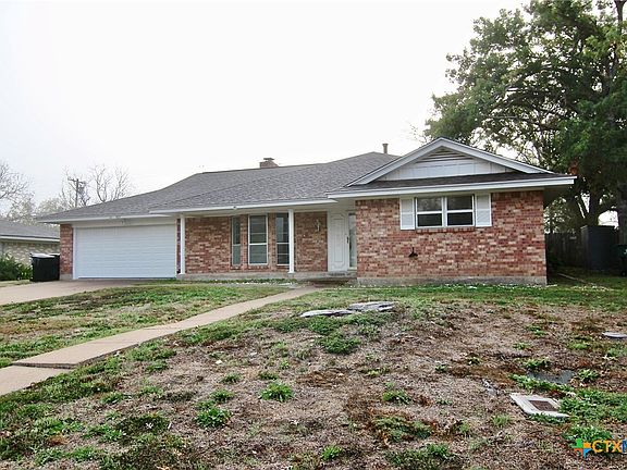 2nd image of 3017 Oaklawn Dr