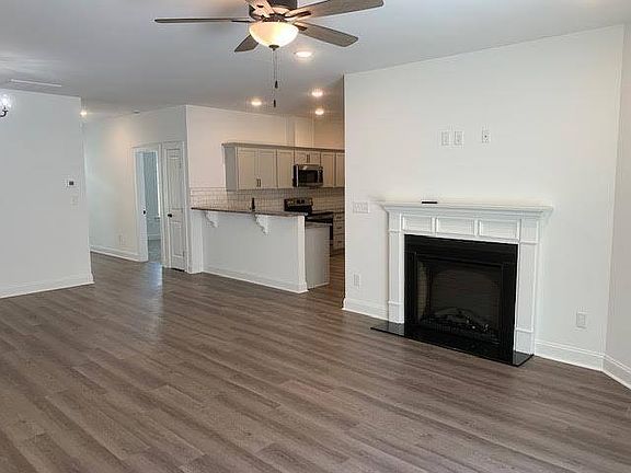 3rd image of 4104 Bluebill Dr Unit 5