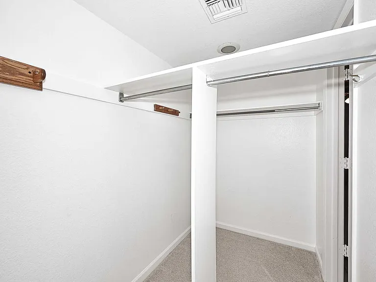 1627 E Redfield Rd — Photo 26