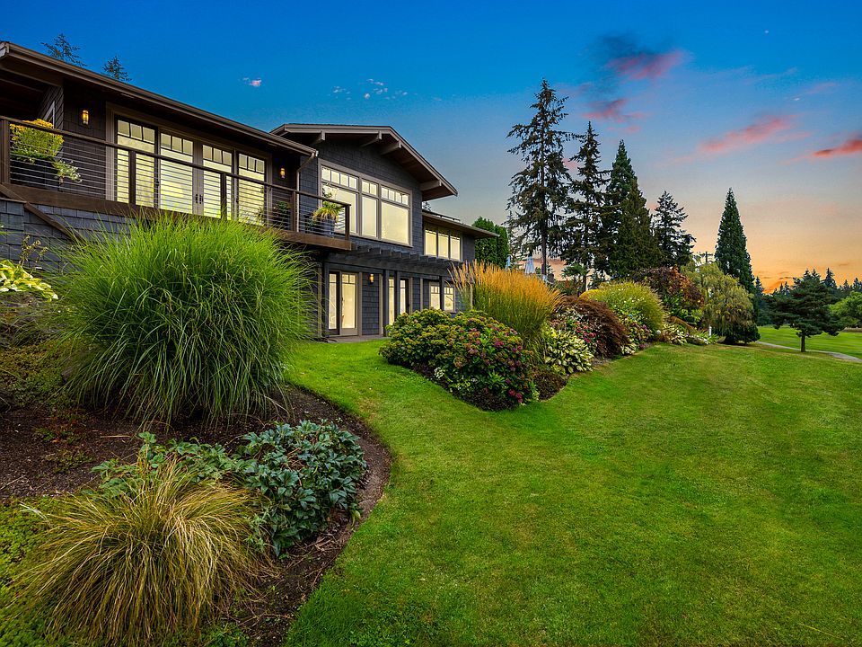 1st image of 1610 180th Ave NE