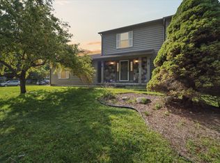 2826 Staten Ave, Lansing, MI 48910
